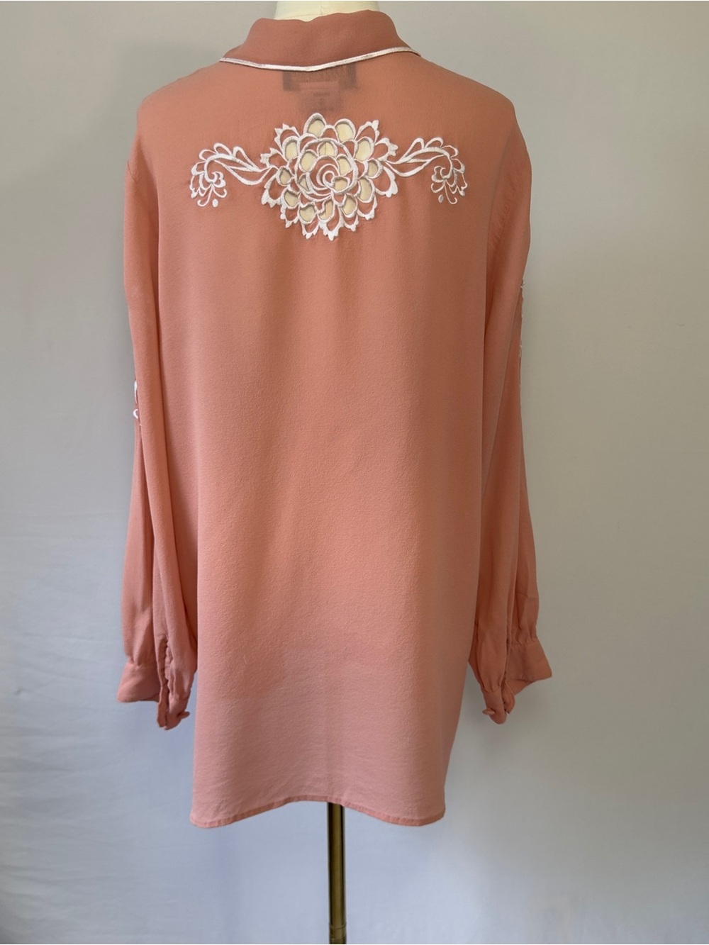 Bob Mackie Wearable Art Silk Blouse Blush Pink Cutwork Embroidery Size 2X - Picture 5 of 13